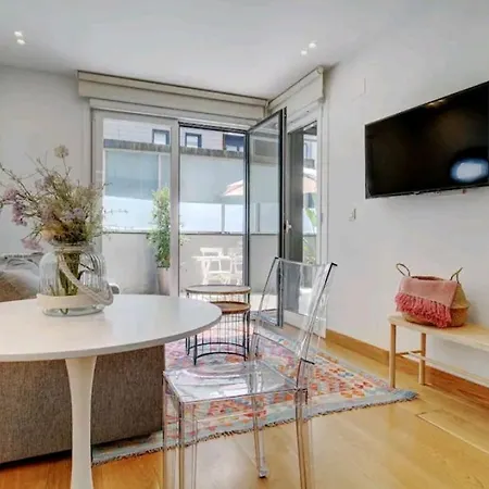 Newly Opened Cozy Terrace In The Heart By Santiago San Sebastian